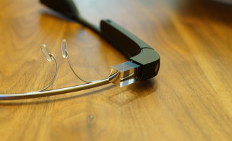 Google Glass Enters the OR... and Health IT Marketing?