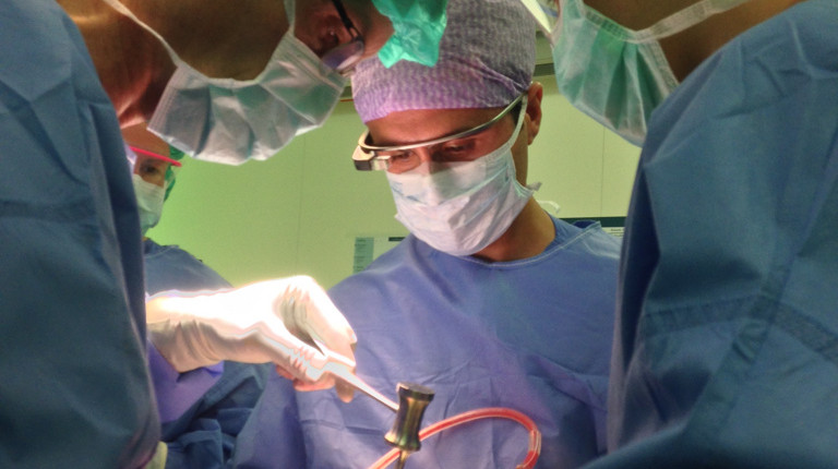 Digital Health Marketing: Surgeons- The Perfect Google Glass Fit